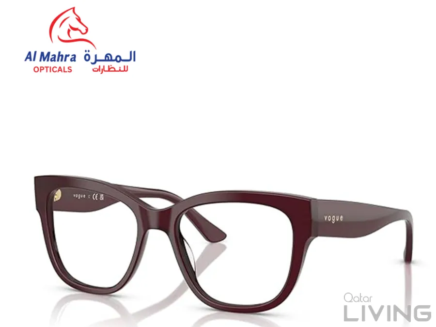 اشترِ قطعة من النظارات أو الإطارات المختارة واحصل على الثانية مجانًا